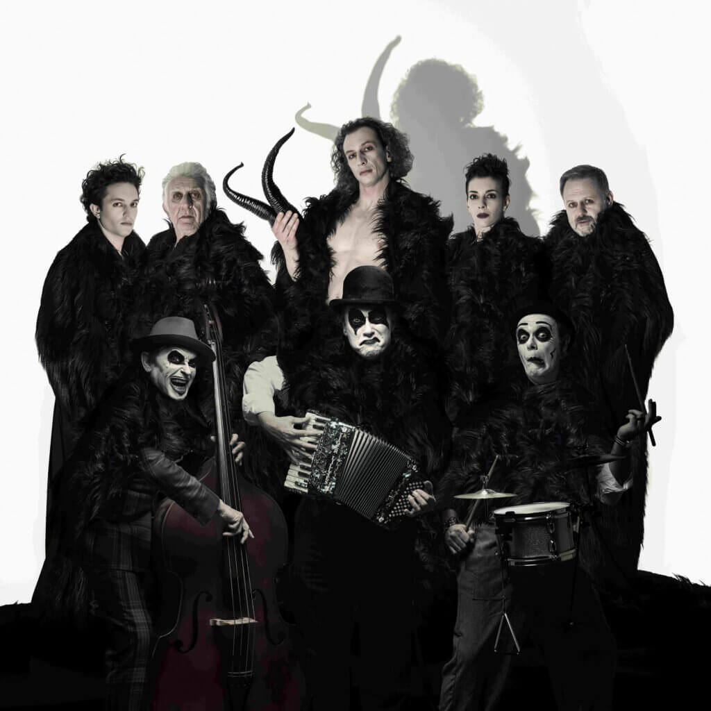 vakxes-the-tiger-lillies-1